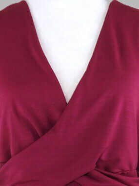 Maurice's Women's Maroon Short-Sleeve V-Neck Pullover Blouse Size XL (C2014)
